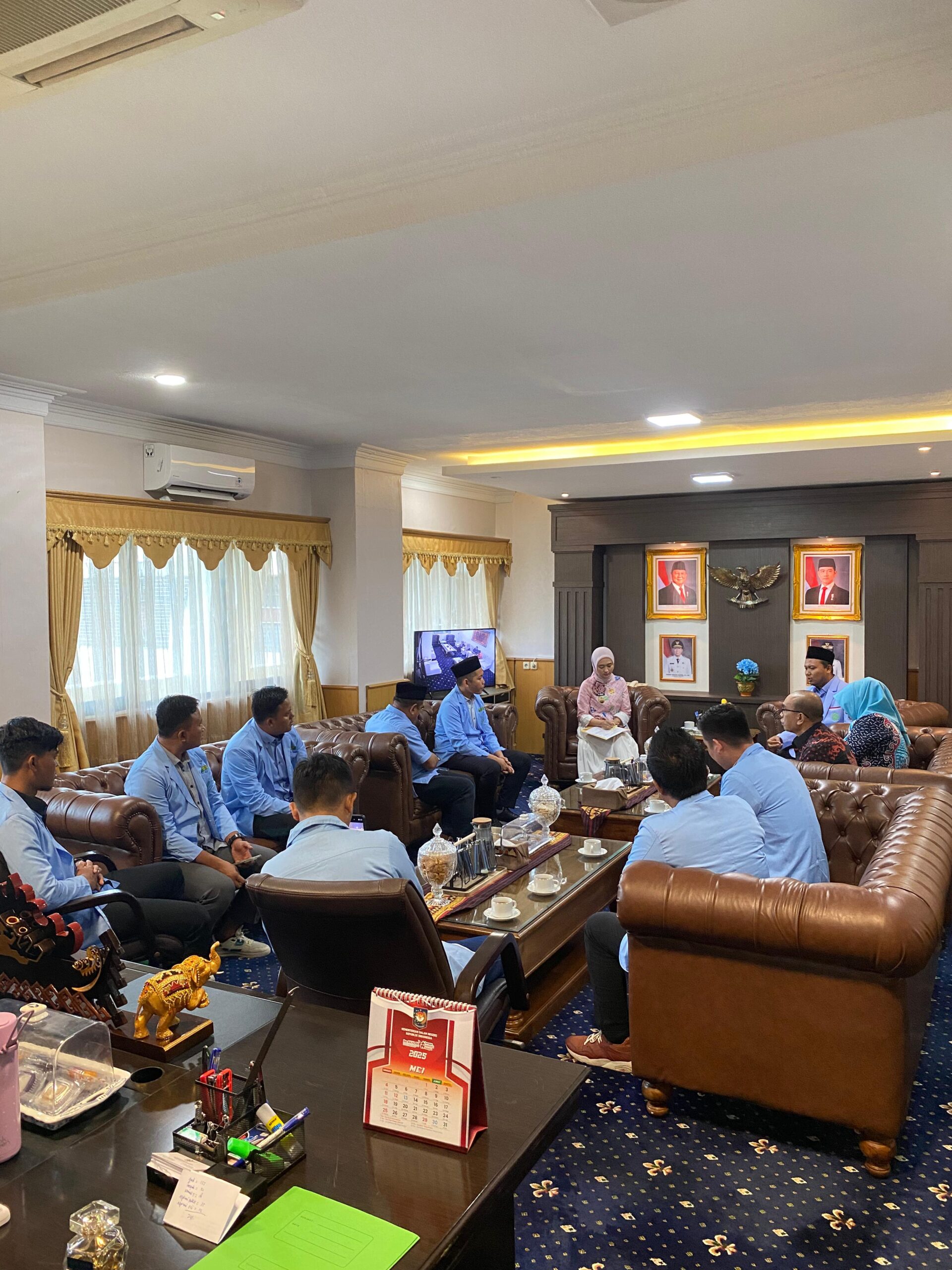 Bukan Barak Militer, Tapi Masjid Wagub Jihan Usulkan Cara Lembut Bina Remaja