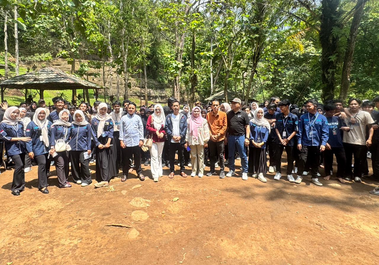 Energi Positif Tercipta di Hakrab Mahasiswa Teknologi Informasi ITSNU Lampung