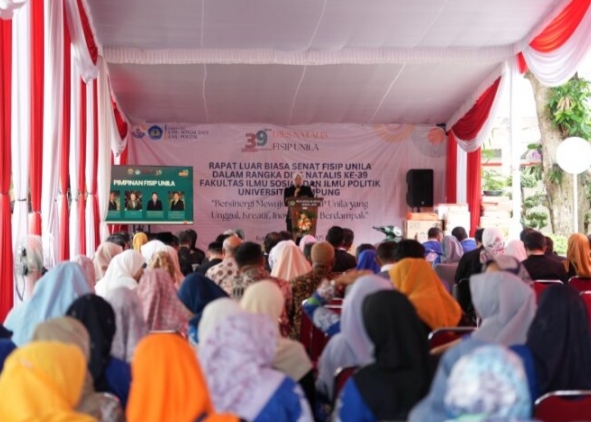 Rapat Luar Biasa Senat Dies Natalis FISIP Universitas Lampung ke-39