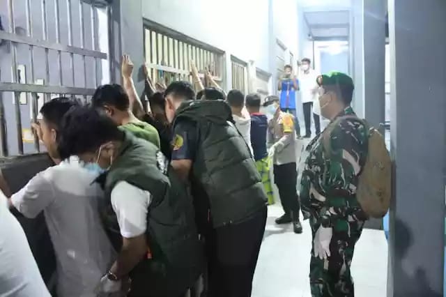 Lapas Way Kanan Gelar Razia Serentak Bersama TNI-POLRI