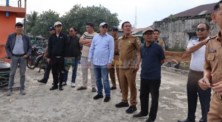 Perkuat Konektivitas Maritim, Bupati Pesisir Barat Dan PT ASDP Tinjau Pelabuhan Kuala Stabas